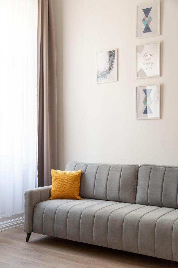 Exclusive Downtown Apartment In The Heart Of บูดาเปสต์ ภายนอก รูปภาพ